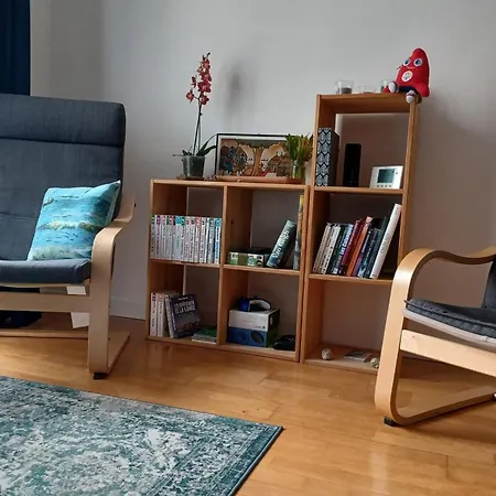 Cozy 50 M Near Picpus Paris